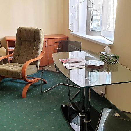 Spa Apartment Raisova Karlovy Vary Luaran gambar