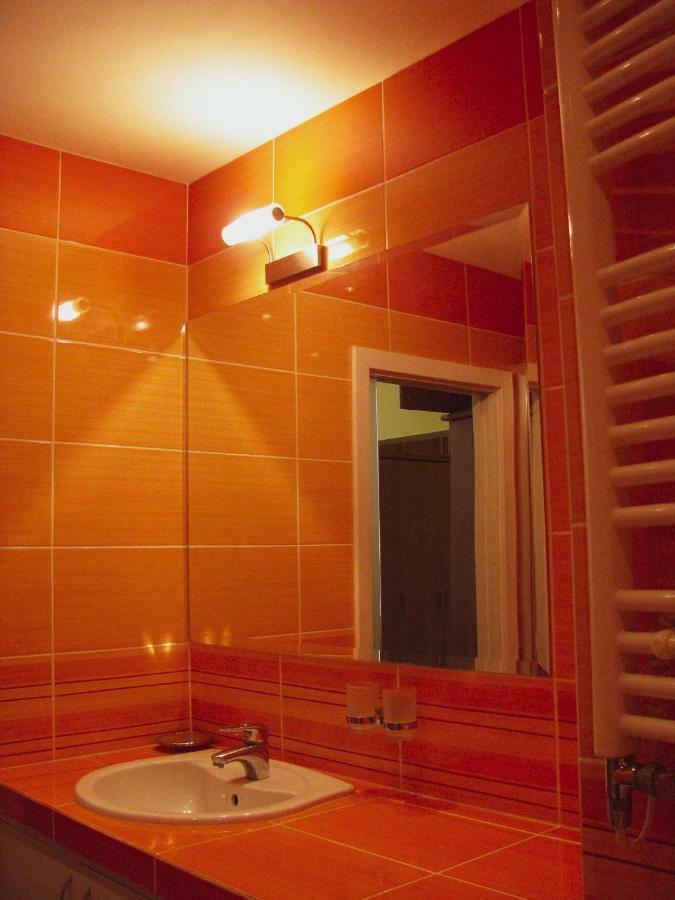 Spa Apartment Raisova Karlovy Vary Luaran gambar